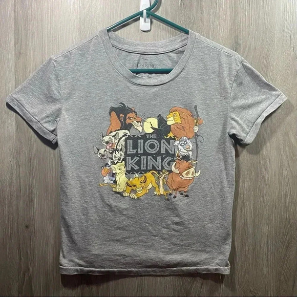 ⭐️3 for $20 Sale‼️ Disney The Lion King Tee Shirt 🦁👑 - Picture 1 of 3